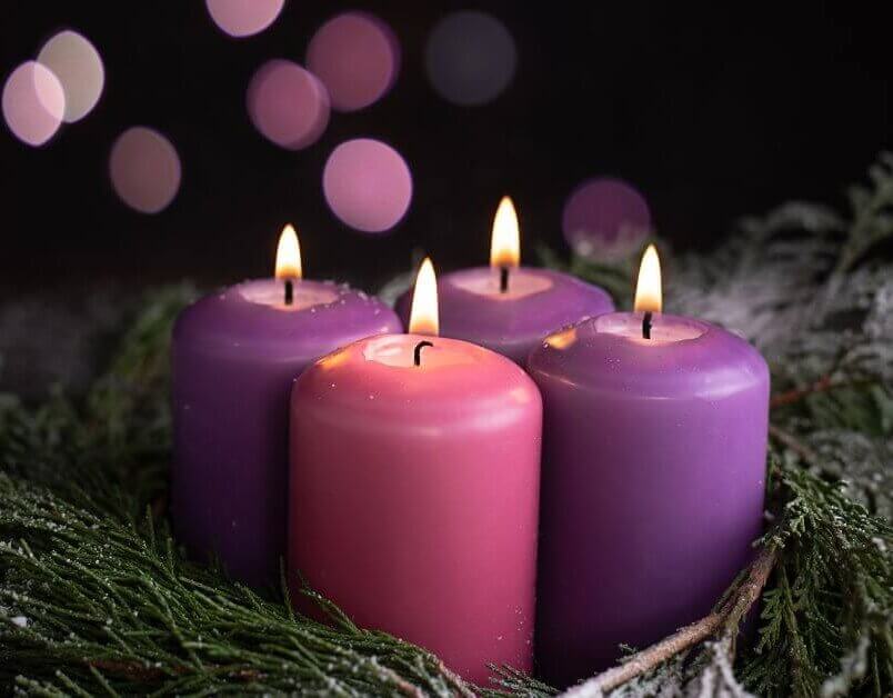 Advent Wreath Candles Dots Pink